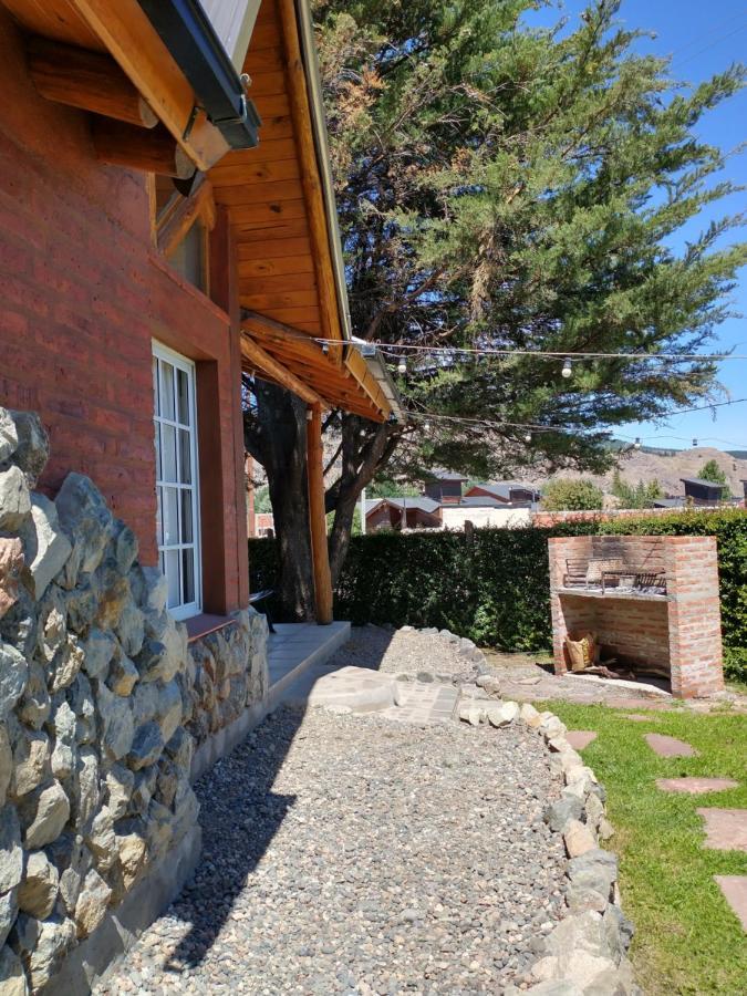 Cabanas Pyracantha Esquel Eksteriør bilde