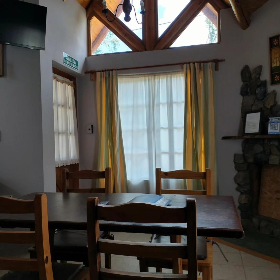 Cabanas Pyracantha Esquel Eksteriør bilde